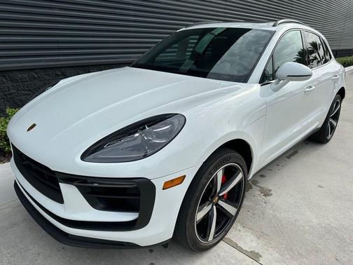 2023 Porsche Macan S