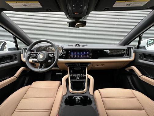 2026 Porsche Cayenne AWD