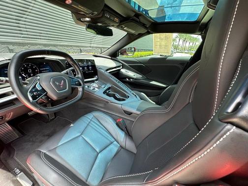 2021 Chevrolet Corvette Stingray w/1LT