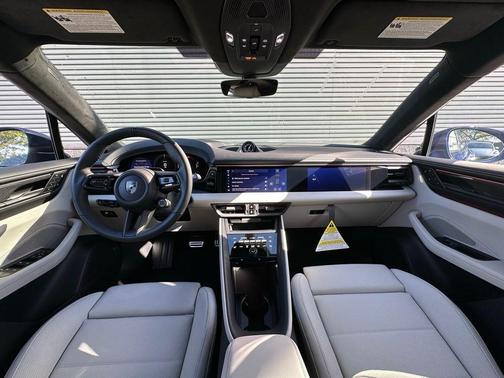 2026 Porsche Macan Turbo