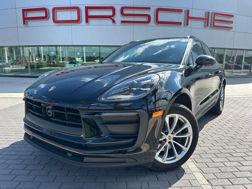 2023 Porsche Macan 
