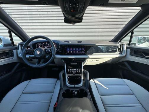 2026 Porsche Cayenne Base