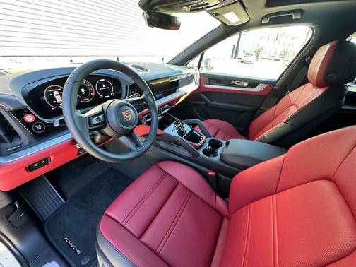 2026 Porsche Cayenne Base