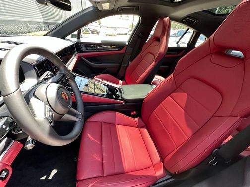 Chalk 2026 Porsche Panamera Base