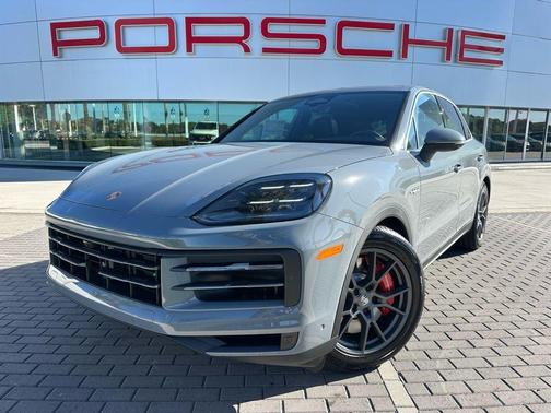 2026 Porsche Cayenne S