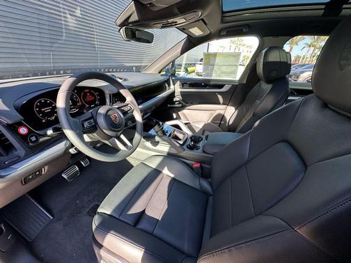 2026 Porsche Cayenne S