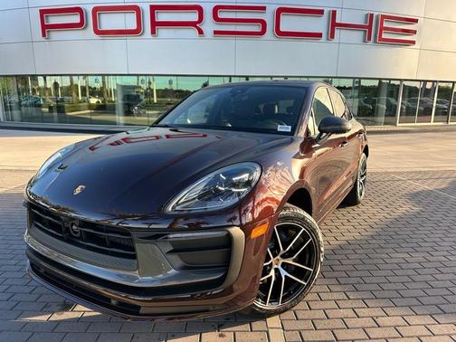 2026 Porsche Macan Base