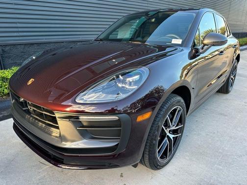2026 Porsche Macan Base