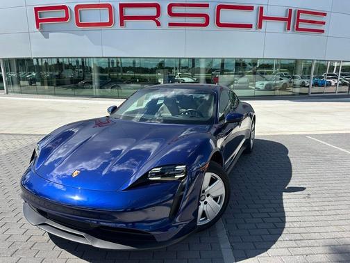 2022 Porsche Taycan Base