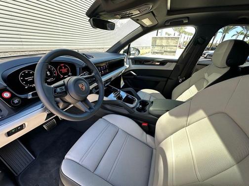 2026 Porsche Cayenne S
