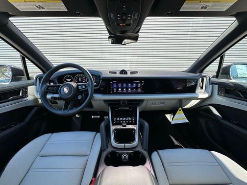 2026 Porsche Cayenne S