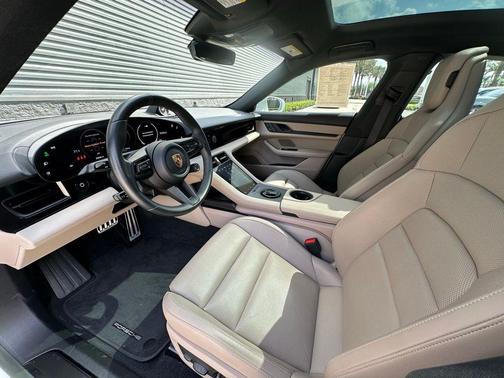 2023 Porsche Taycan Base