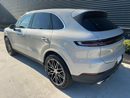 2026 Porsche Cayenne Base