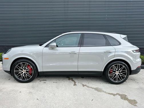2026 Porsche Cayenne S