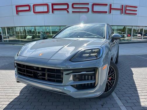 2026 Porsche Cayenne GTS