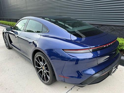 2023 Porsche Taycan Base
