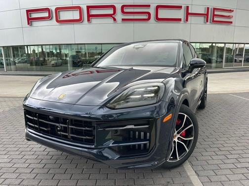 2026 Porsche Cayenne GTS
