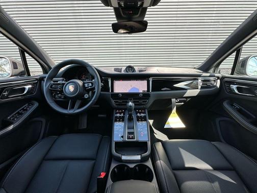 2026 Porsche Macan T