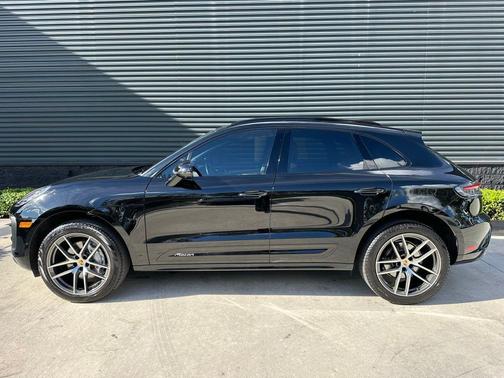 2024 Porsche Macan 