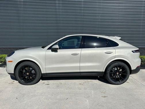 2026 Porsche Cayenne AWD