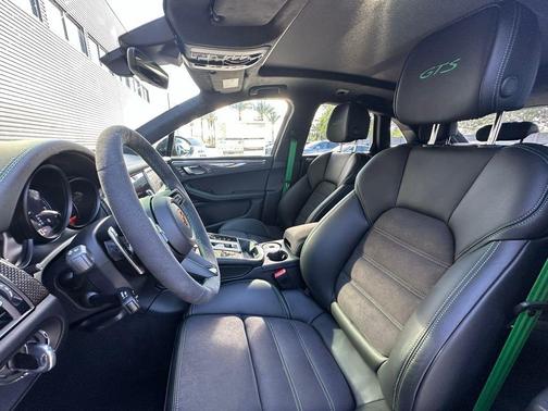 2026 Porsche Macan GTS