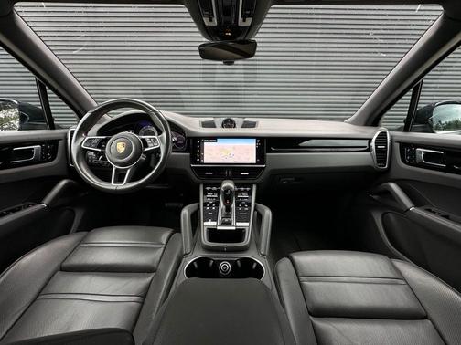2023 Porsche Cayenne