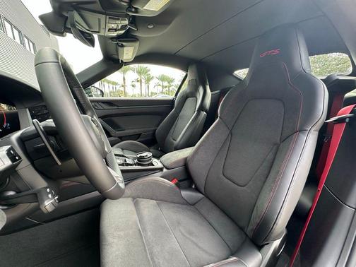 2026 Porsche 911 Carrera GTS