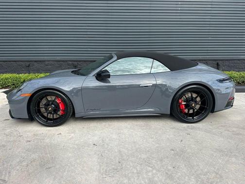 2026 Porsche 911 Carrera GTS