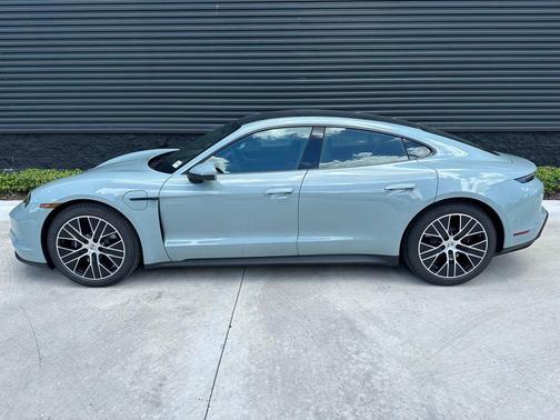 2025 Porsche Taycan Base
