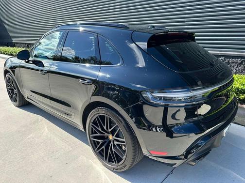 2023 Porsche Macan GTS