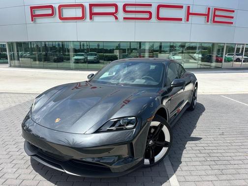2025 Porsche Taycan 4S