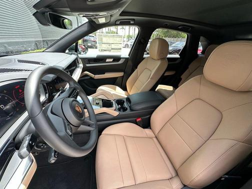 Black Metallic 2026 Porsche Cayenne Base