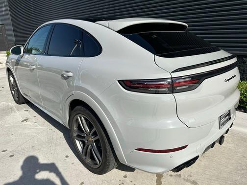 2023 Porsche Cayenne Turbo Coupe AWD