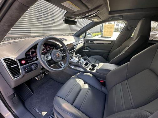 2023 Porsche Cayenne Turbo Coupe AWD