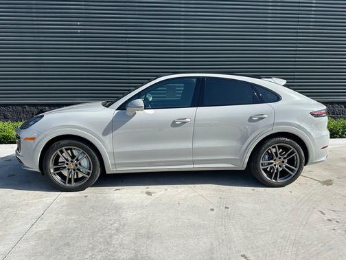 2023 Porsche Cayenne Turbo Coupe AWD