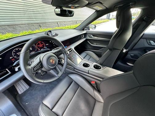 2025 Porsche Taycan Base