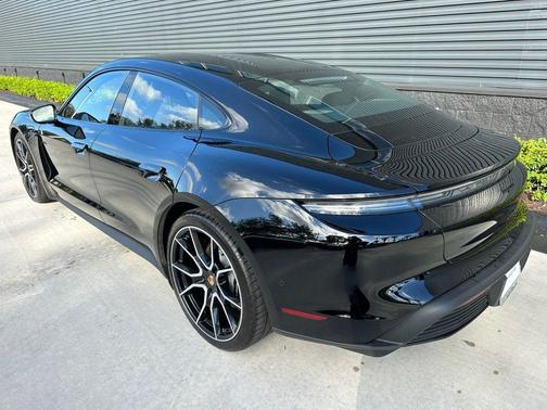 2025 Porsche Taycan Base