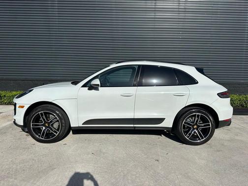 2020 Porsche Macan S