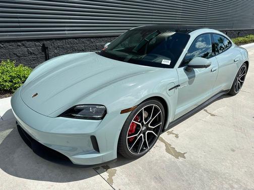 2025 Porsche Taycan 4S