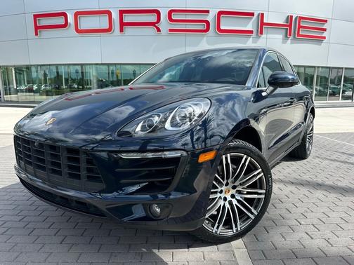 Blue 2018 Porsche Macan S