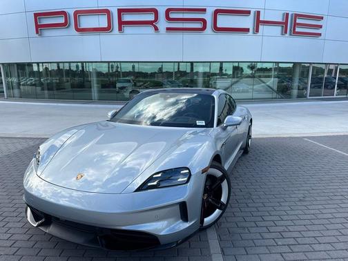 2025 Porsche Taycan 4S