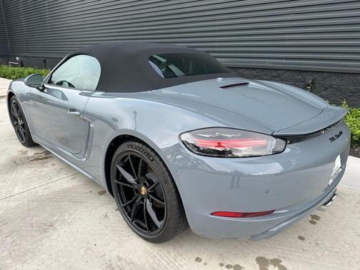 2025 Porsche 718 Boxster