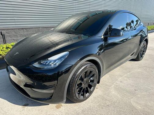 2022 Tesla Model Y Long Range