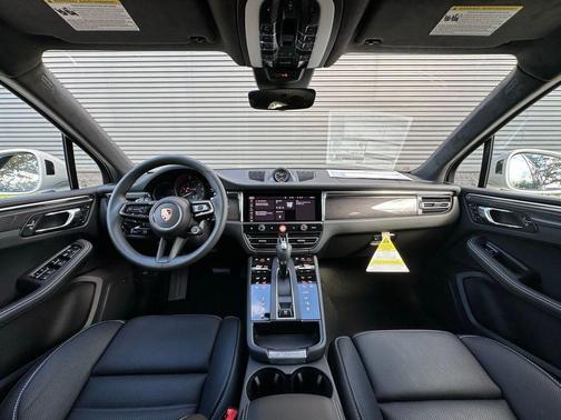 2026 Porsche Macan GTS