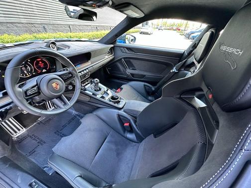 Blue 2026 Porsche 911 GT3