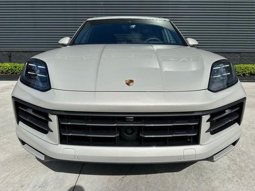 2026 Porsche Cayenne Base