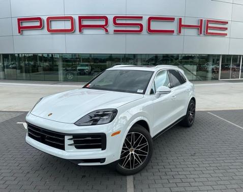 2024 Porsche Cayenne Base