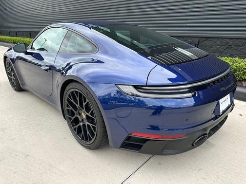 2024 Porsche 911 Carrera GTS