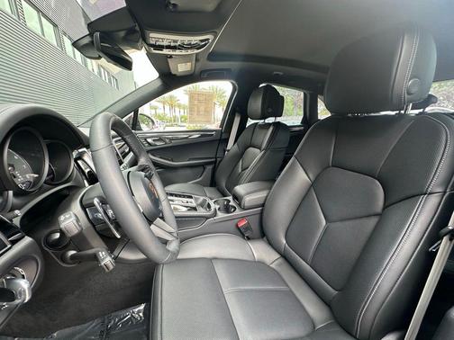 Copper 2026 Porsche Macan S