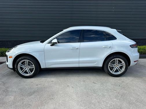 2020 Porsche Macan S